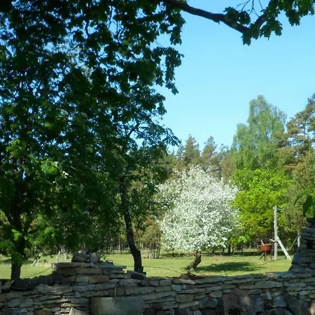 Viruna Farm Feriegård Kiraste